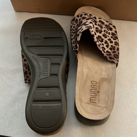 MUNRO Nalia animal print brown hues slide comfort sandal Sz 10 WW New - Picture 11 of 12